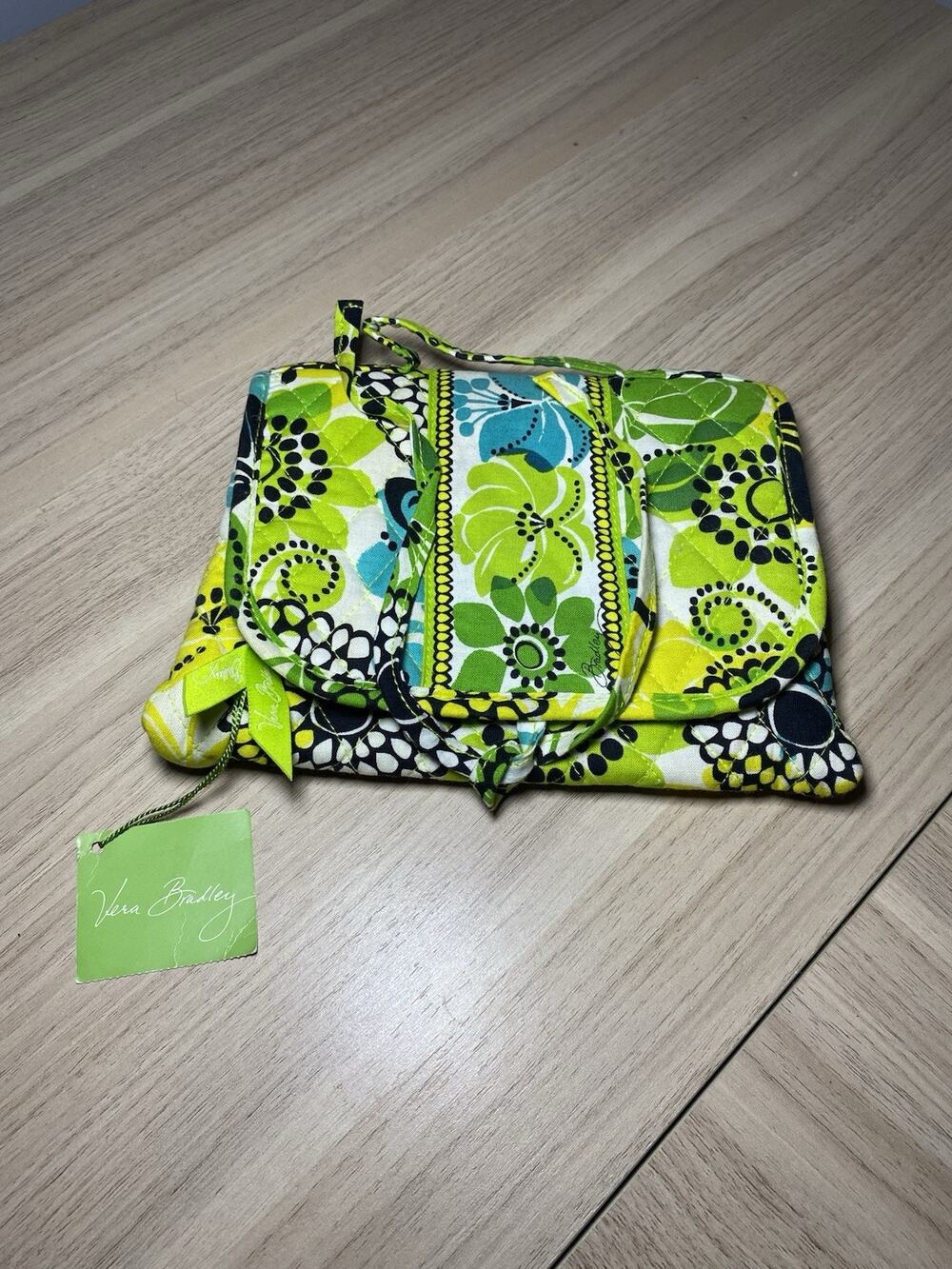 NWT Vera Bradley Limes Up Green Yellow Cosmetic Bag Make Up Organizer Travel Bag